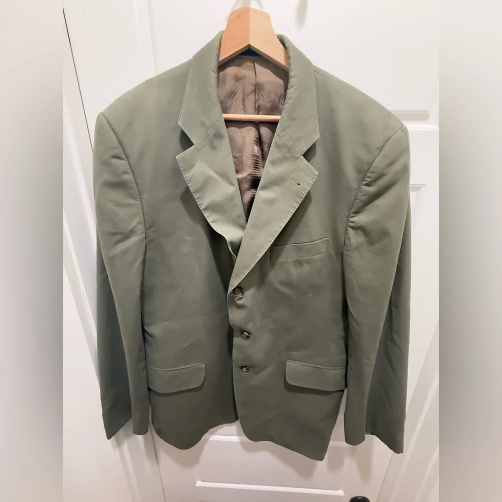 Burberry. Men’s 100% Cotton, 3 Button, Olive Green Blazer. 46